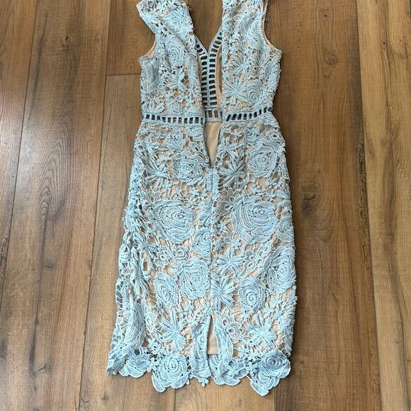 Love X Design Midi Dress Womens Medium Blue Sleeveless Lace Lattice Sheath - Picture 5 of 6